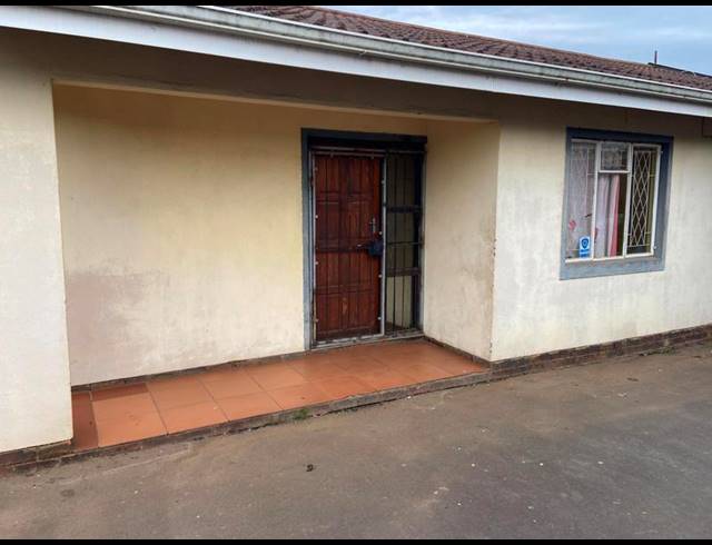3 BEDROOM HOUSE FOR SALE IN CINDERELLA PARK